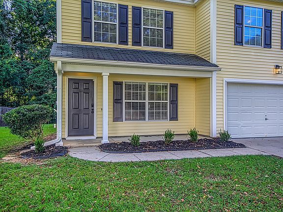 2nd image of 4016 Carolina Bay Dr
