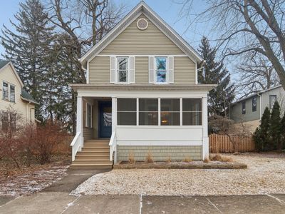 222 Catalpa Pl, Wilmette, IL, 60091