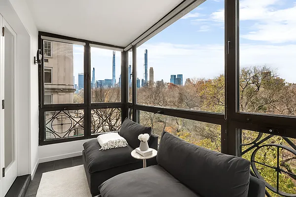 Sold by Compass | media 14