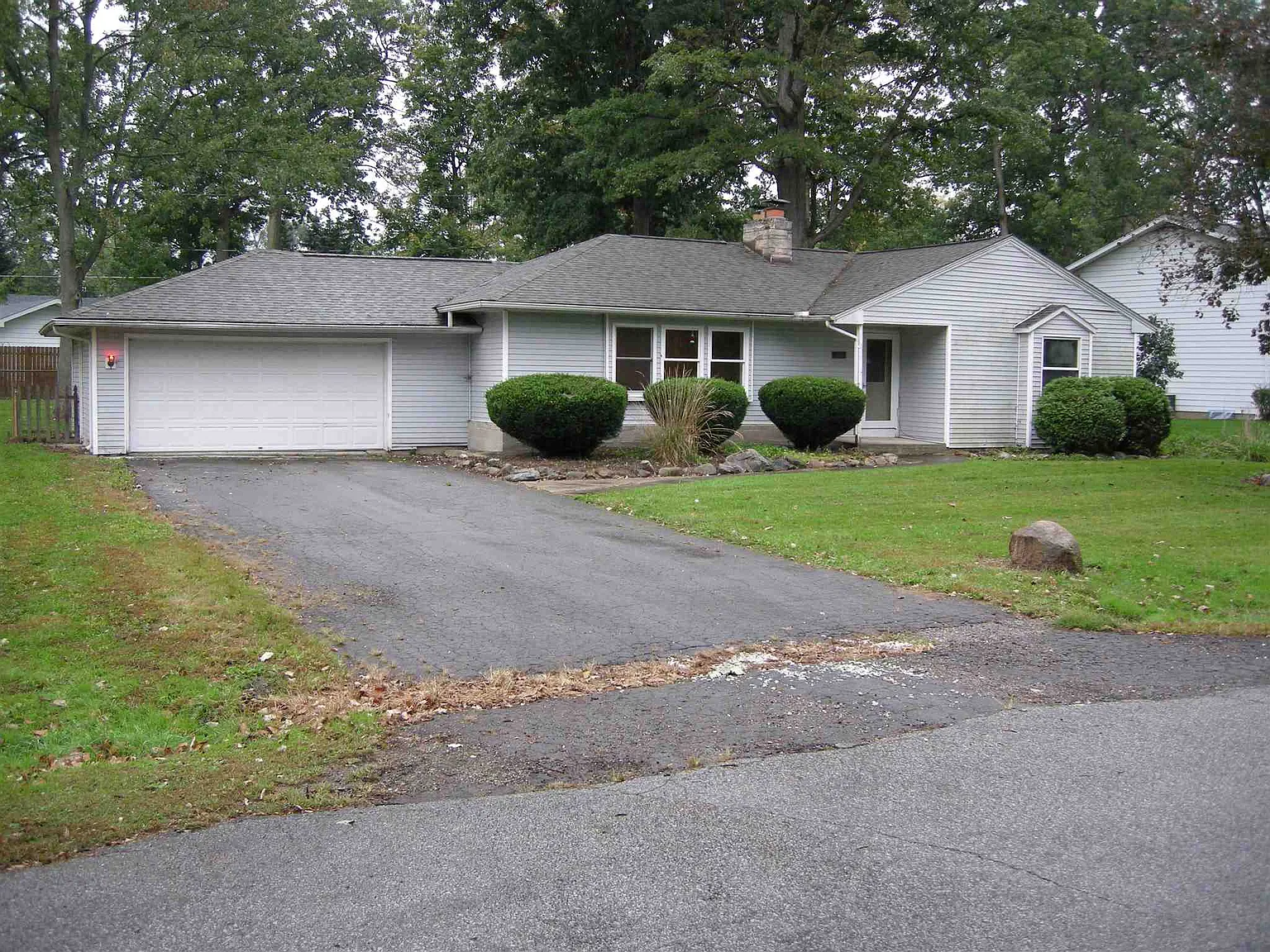 7222 Shady Ln photo 1