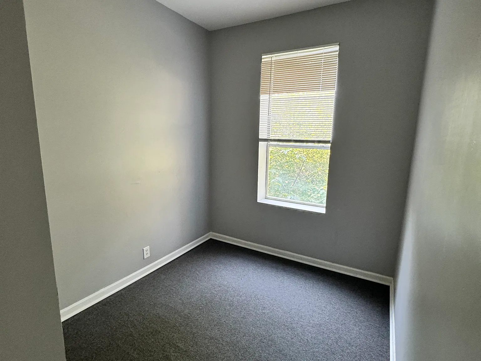 1505 S Keeler Ave — Photo 3