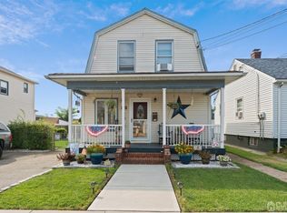 573 Carson Ave, Perth Amboy, NJ 08861