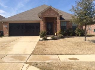 12316 Hunters Crossing Ln, Burleson, TX 76028