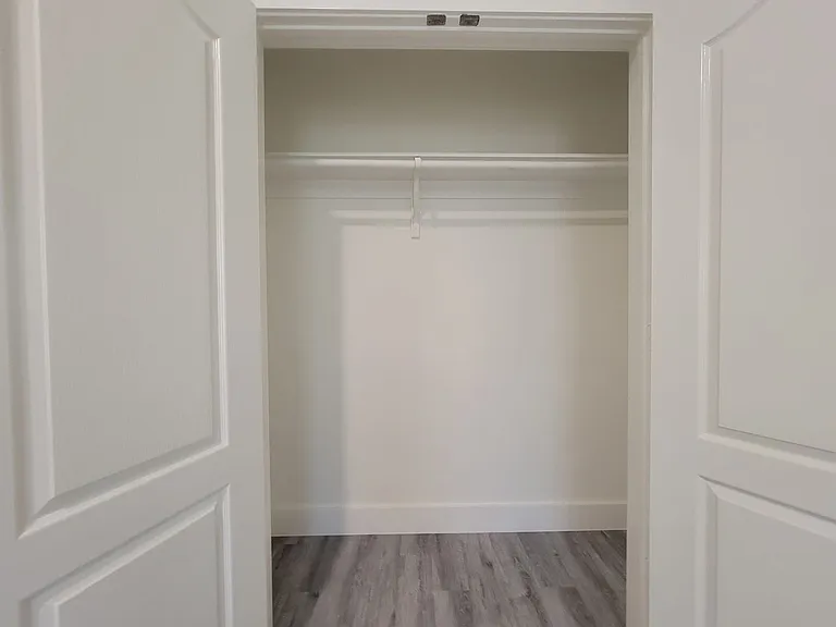 405 Darkwoods Dr — Photo 22