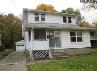 965 Dan St, Akron, OH 44310