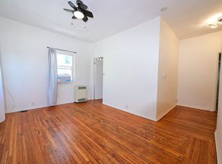 902 S Marengo Ave APT 3, Pasadena, CA 91106