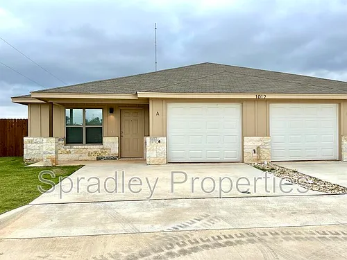 1012A Llano Ct Photo 1