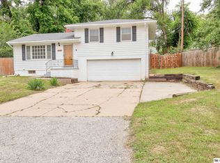 5606 Mary St, Omaha, NE 68152