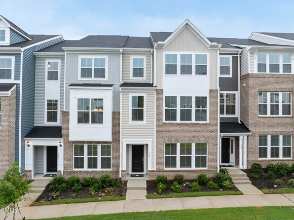 323 Chesapeake Commons St #104, Garner, NC 27529