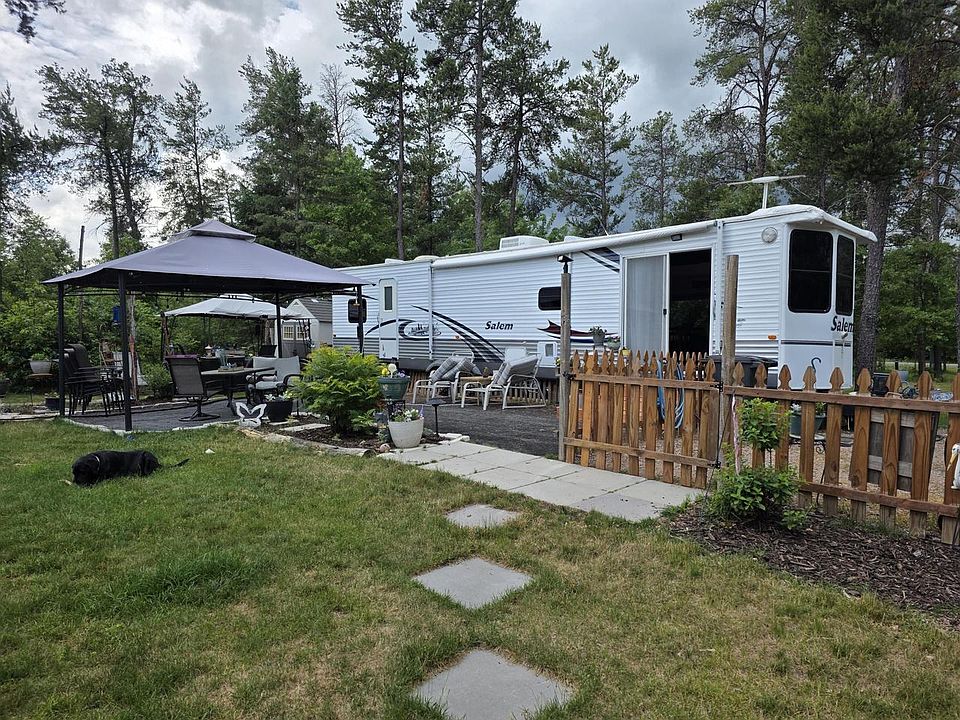 1st image of 262 8TH AVENUE