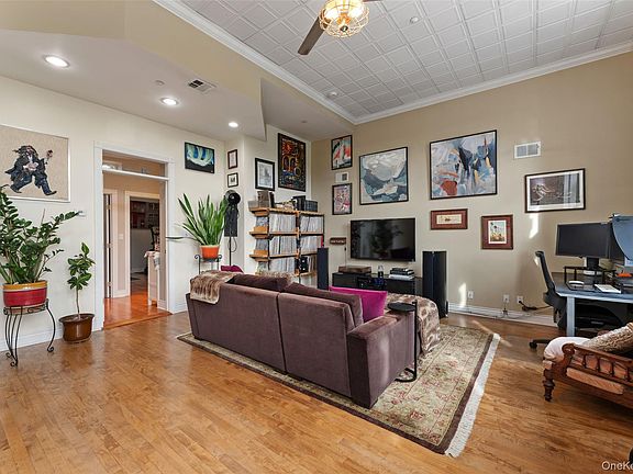 2nd image of 88 Broadway #2B