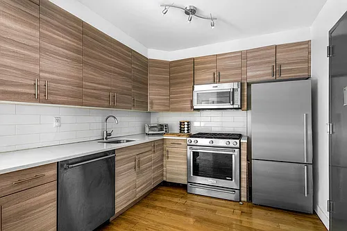 730 Lafayette Ave #1F Photo 1