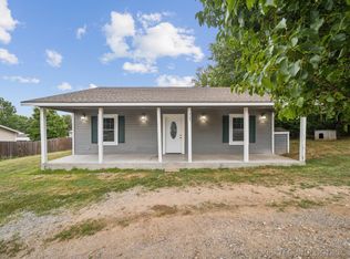 305 W Keetoowah Ct, Tahlequah, OK 74464