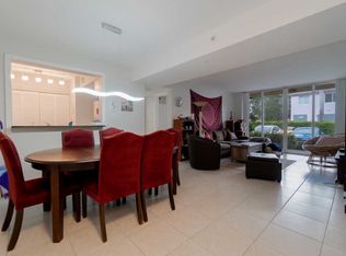 1450 SE 3rd Ave APT 103, Dania, FL 33004