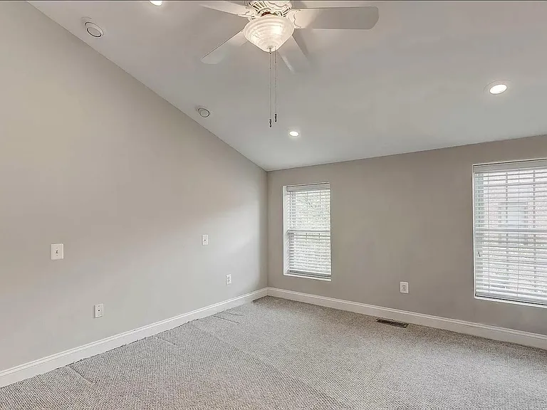 1500 Riverside Ave — Photo 11