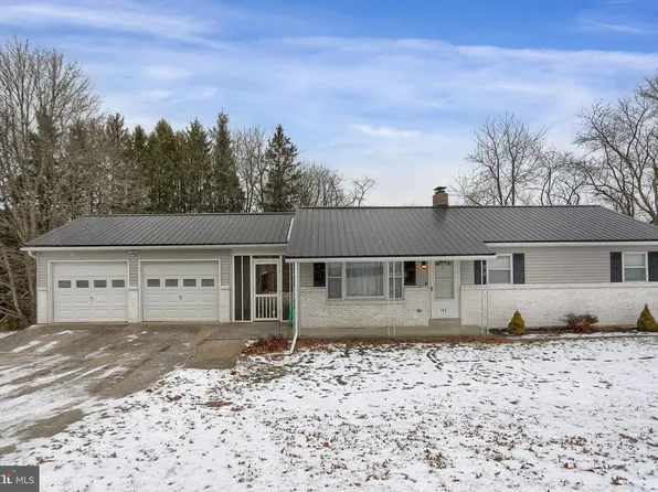 161 Oak Dr, Thompsontown, PA 17094