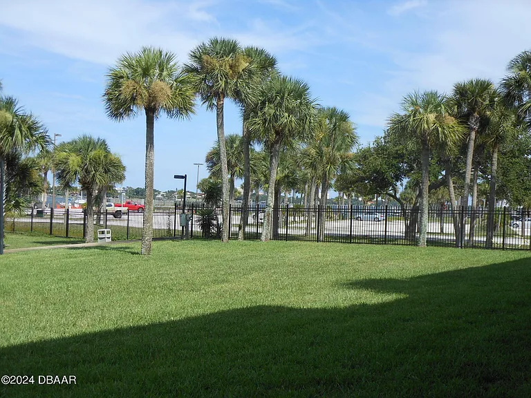 715 S Beach St #311D — Photo 9