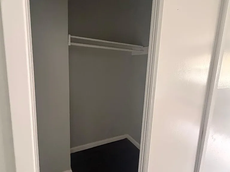 76 Revere St #2R — Photo 7
