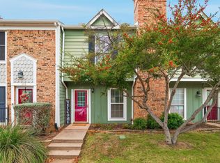 112 Churchill Ln, Euless, TX 76039