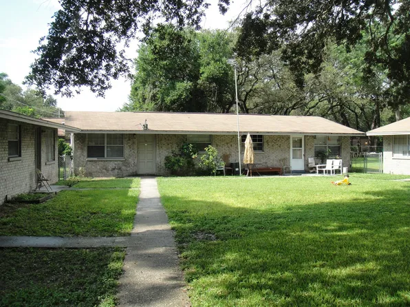 1227 E 142nd Ave, Tampa, FL 33613