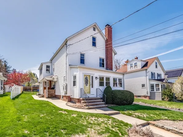 38 Ward Ave, Easthampton, MA 01027