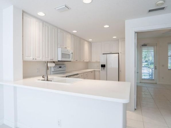 186 Soriano Dr