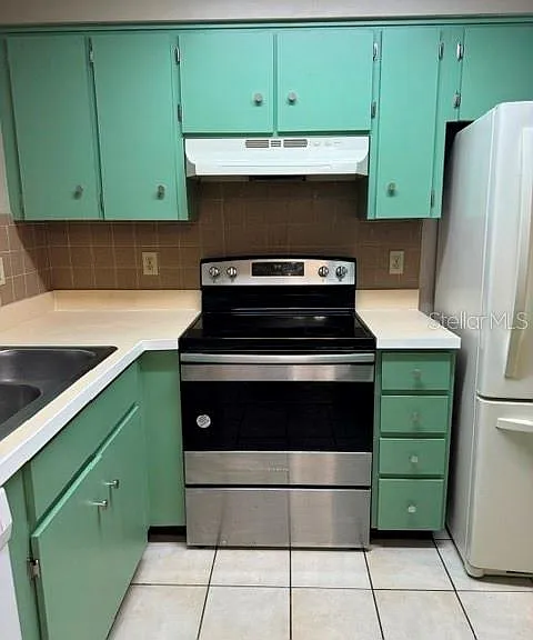 8559 Pilgrim Ct — Photo 3