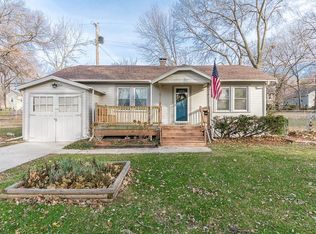 6027 Woodson St, Mission, KS 66202