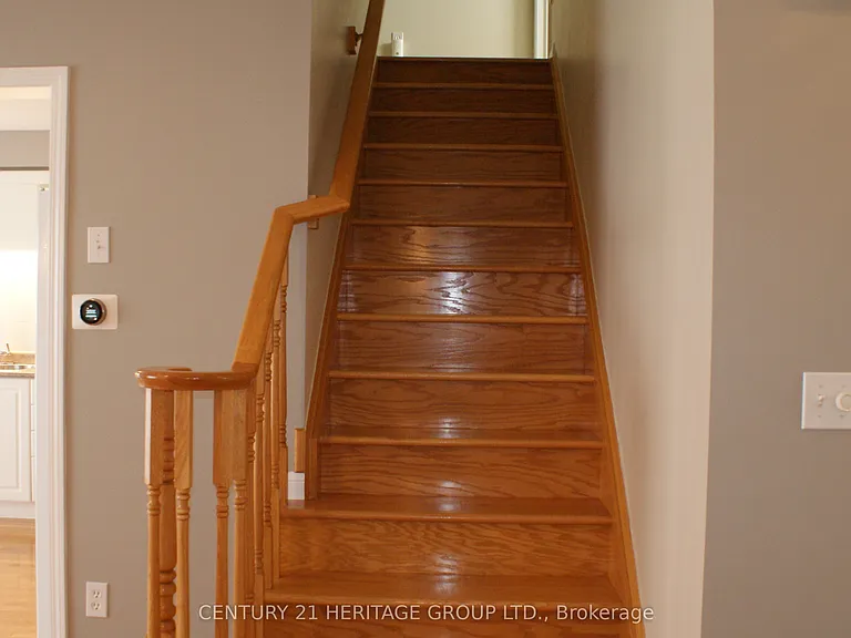 1134 Barclay Cir — Photo 19