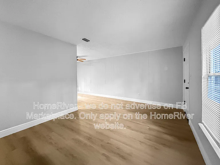 1111 W 2nd St — Photo 5