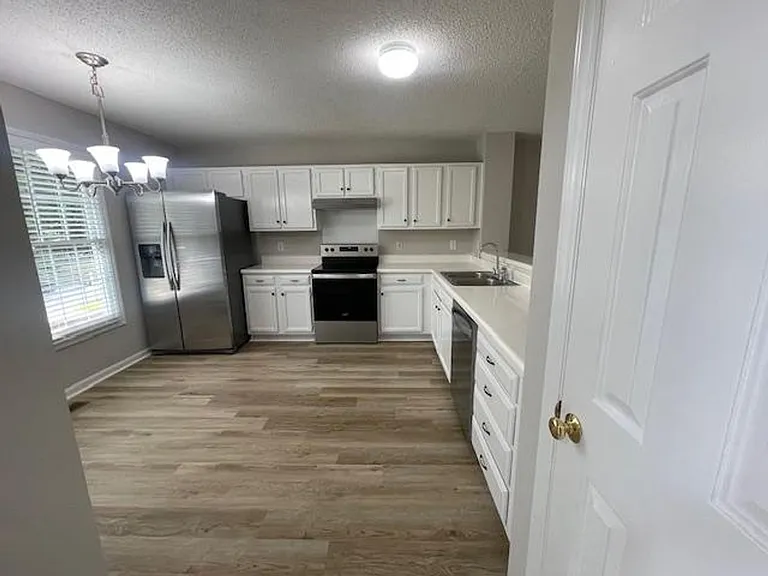 210 Silk Hope Dr — Photo 5