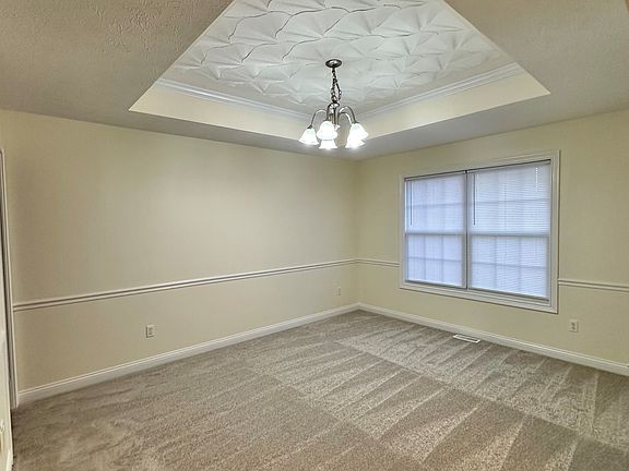 2nd image of 305 Vineland Place Dr