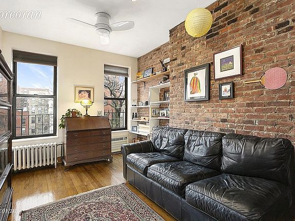 4th image of 541 E 12th St Unit Penthouse
