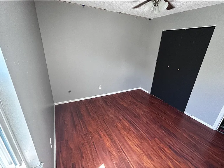 10080 Squire Meadows Dr #5 — Photo 16