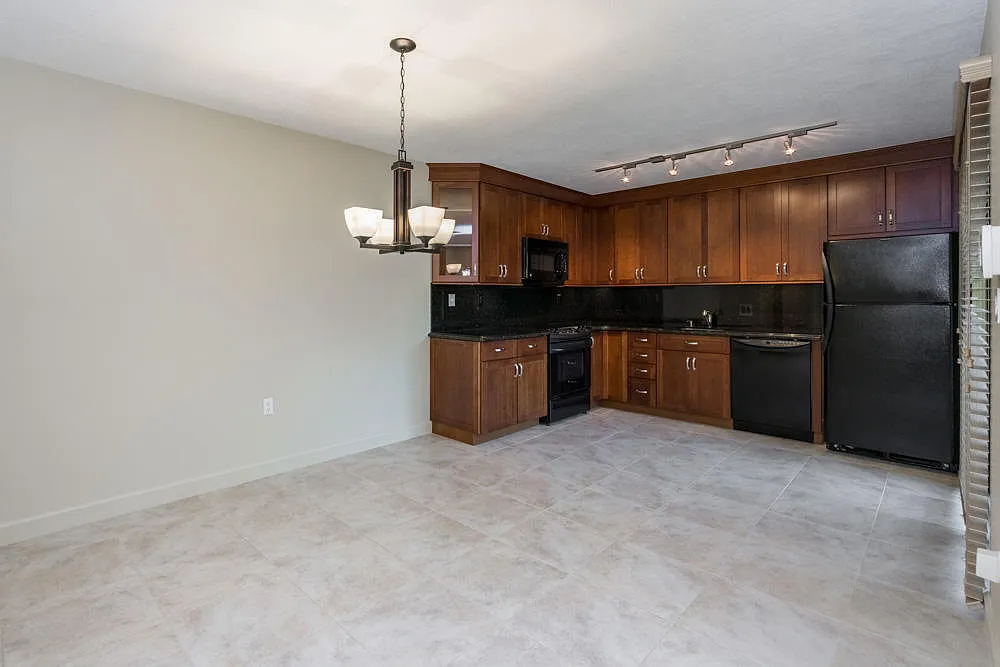 2 bed, 2.5 bath, 1236 sqft, $2,500 — Photo 4