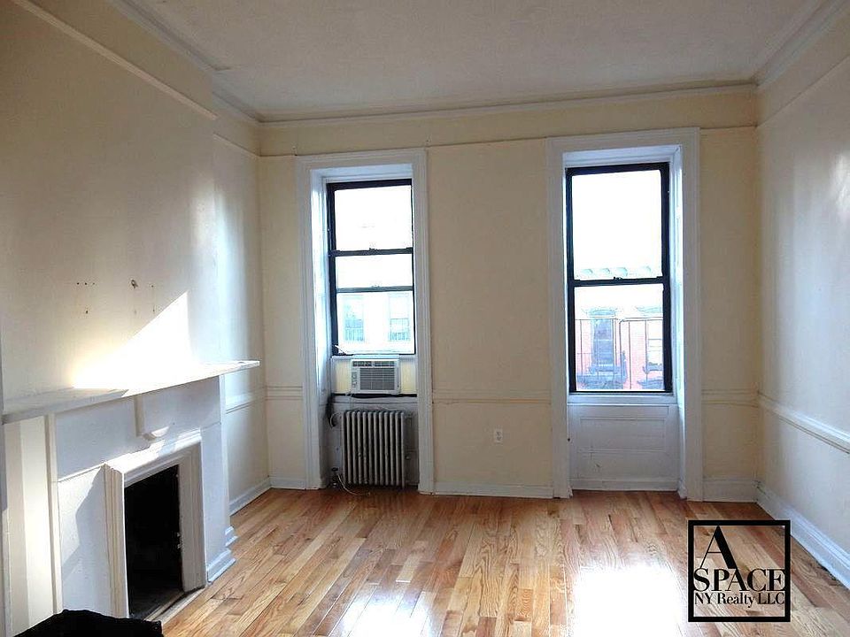 1st image of 435 W 48th St APT 3