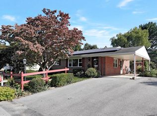 1530 Crest View Ave, Hagerstown, MD 21740