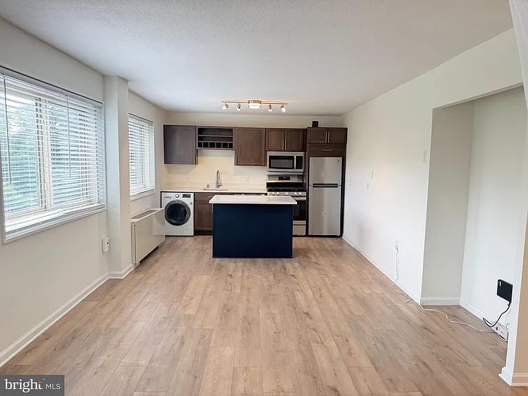 7333 New Hampshire Ave #507N — Photo 21