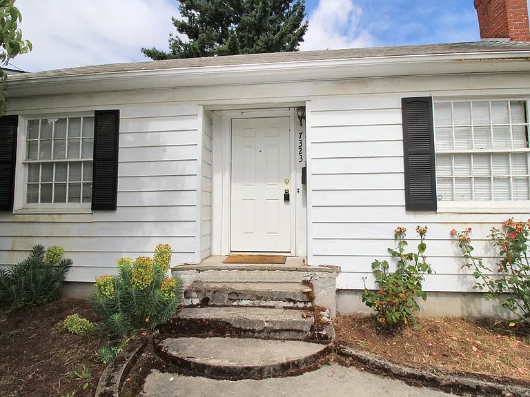 7323 N McKenna Ave — Photo 3
