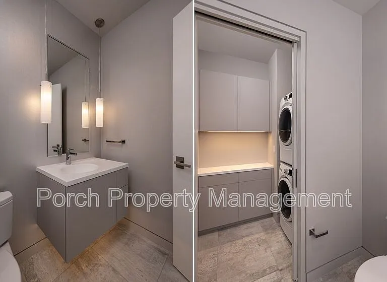 207 E Intendencia St — Photo 8