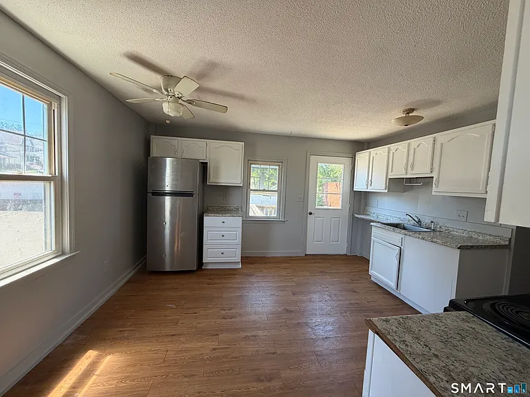 35 Main Street Anx — Photo 5