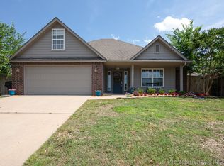 9907 N 102nd East Ave, Owasso, OK 74055