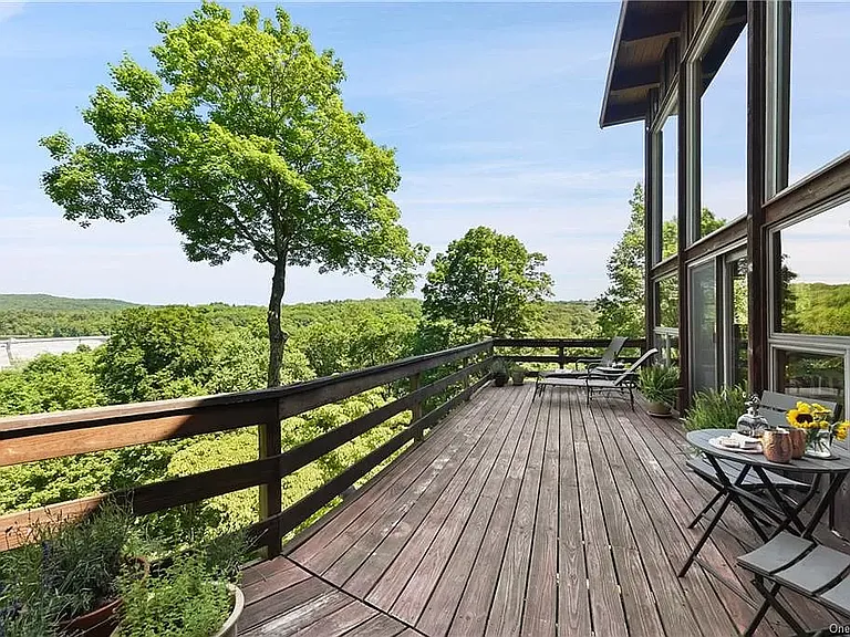 140 Batten Rd — Photo 26