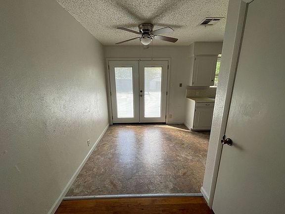 4th image of 1104 S 25th St