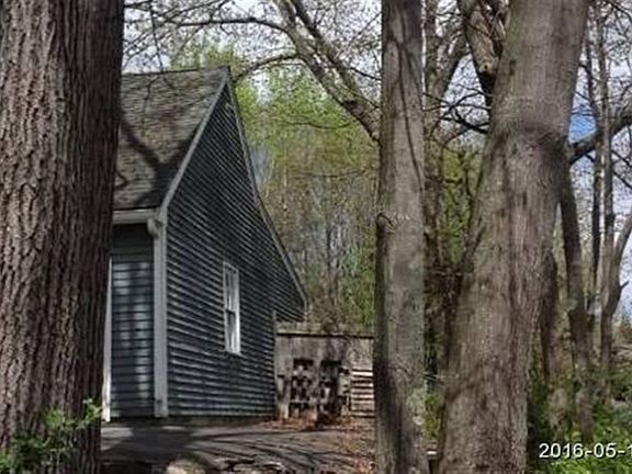 2nd image of 181 Hennessy Dr