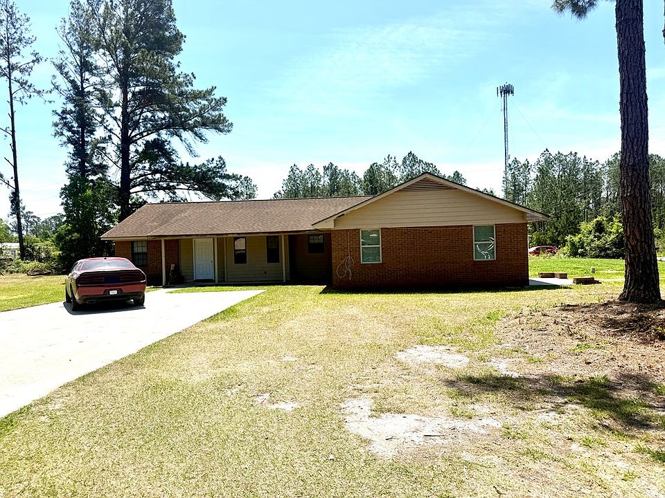 2nd image of 597 Miller Travelers Rest Cir