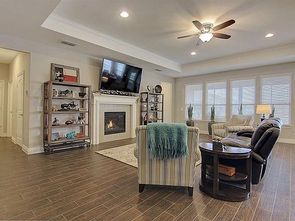 5th image of 6697 Catalina Ln