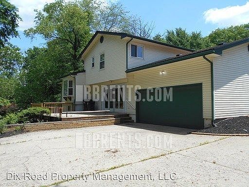2nd image of 2909 Rusmar Ct