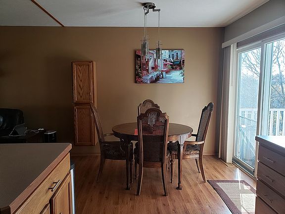 4th image of 70 Howard Ave