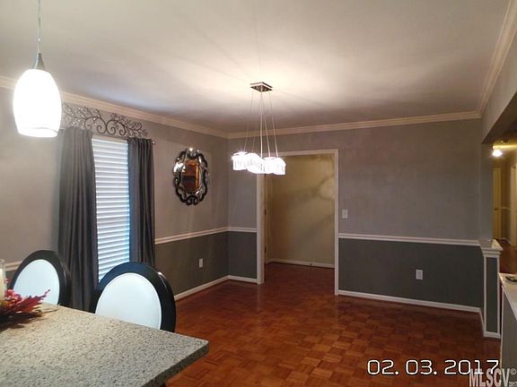 4th image of 4916 Birch Cir
